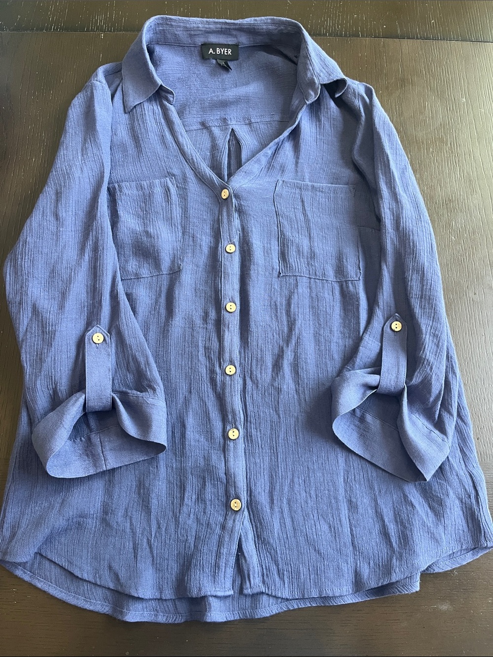 A. Byer Blue Button-Front 3/4 Sleeve Shirt